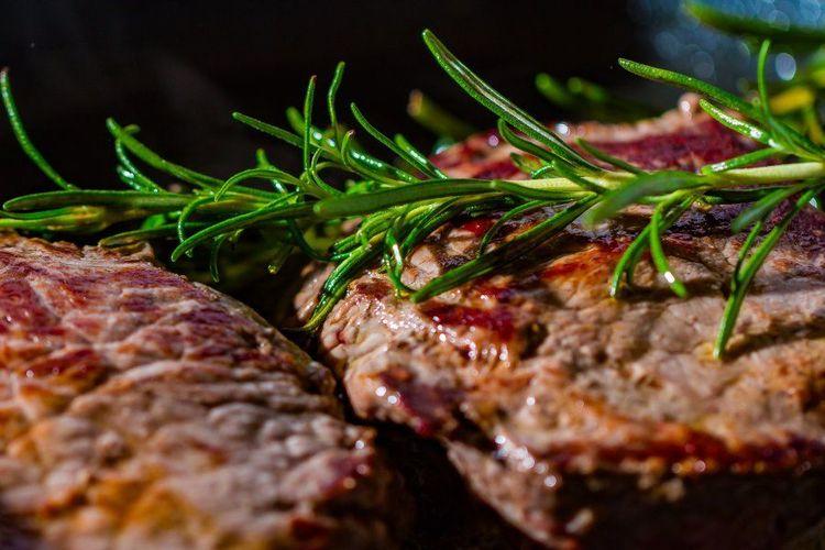 Carne a la parrilla